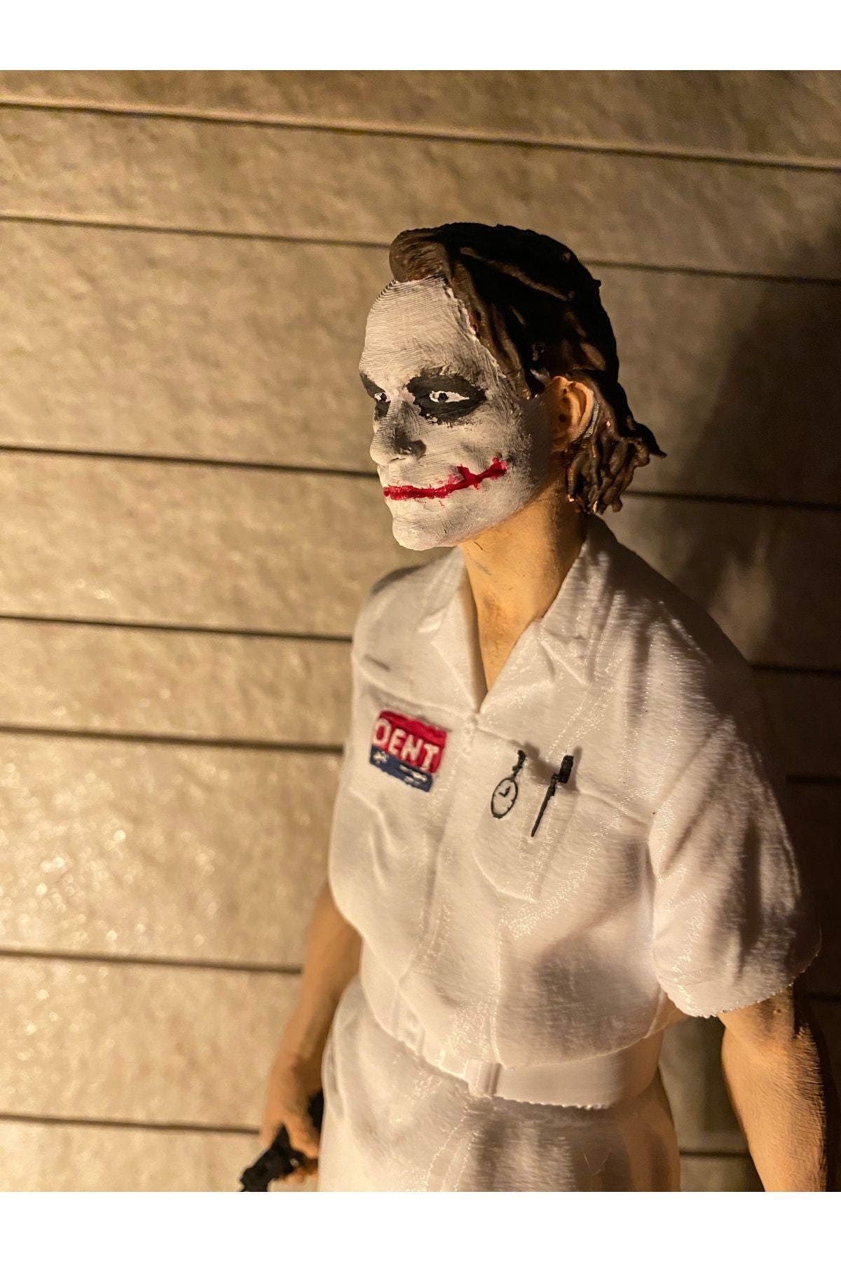 Joker (Heath Ledger) Figure 36cm