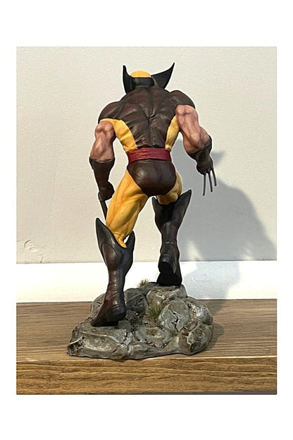 Angry Wolverine Painted Figure 26 Cm (Giant Size)