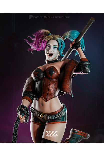 Harley Quinn Collectible Figure 3